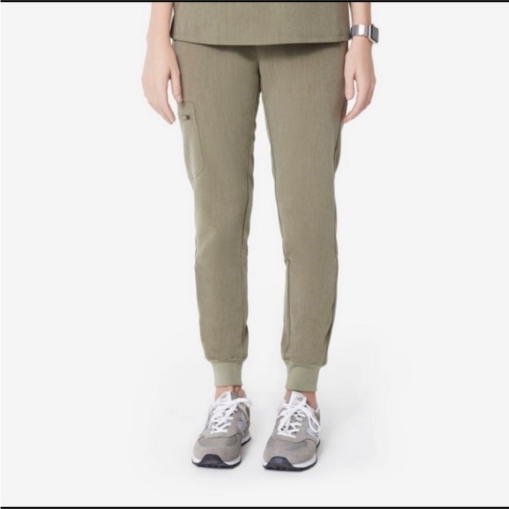 ISO-Figs heather olive zamoras XS regular
